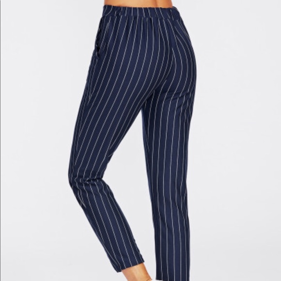 🌼LAST CHANCE Pinstripe Crop Ankle Dress Pants - Picture 3 of 7